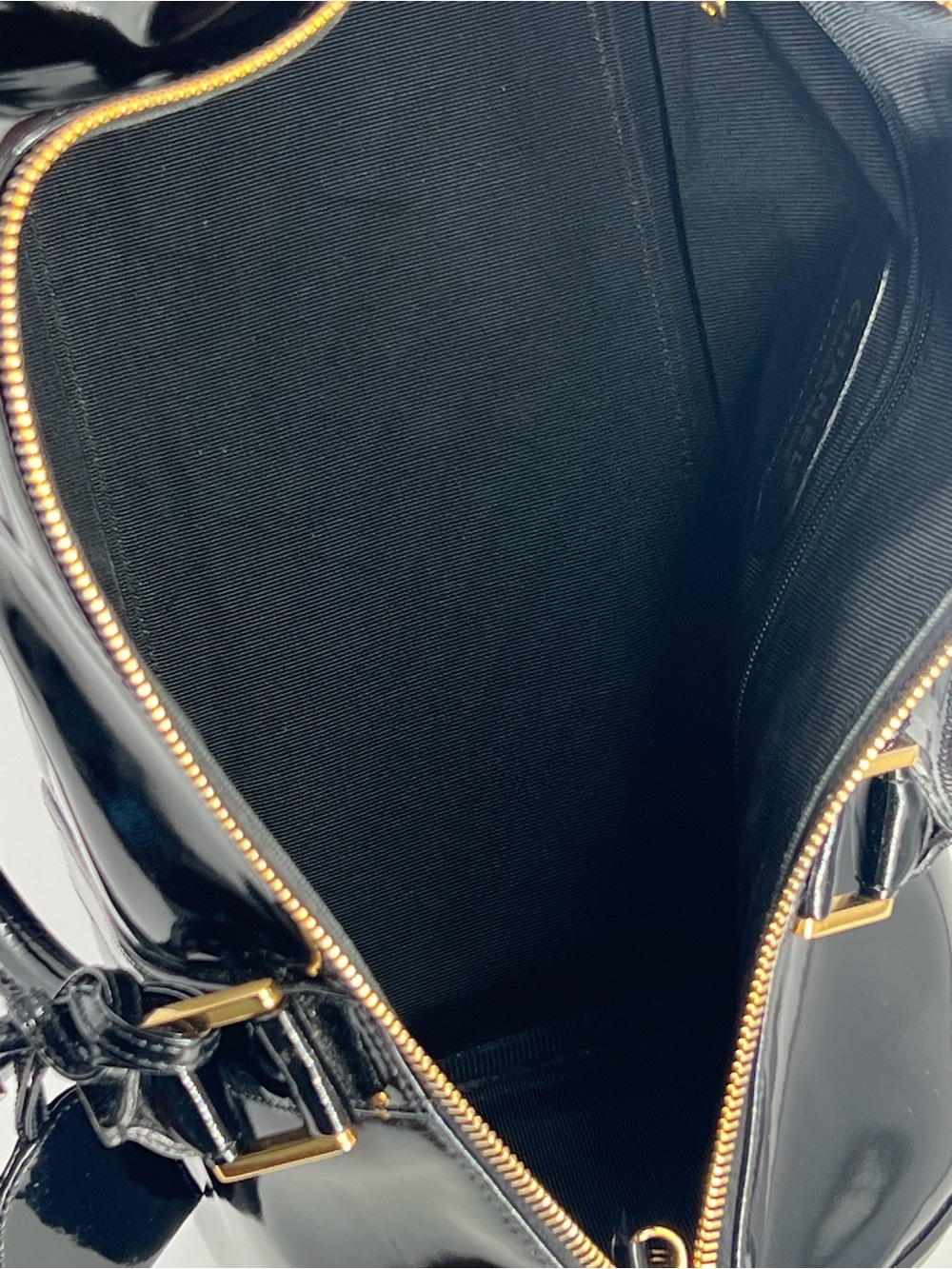 CHANEL VINTAGE PATENT BOSTON BAG - Picture 11 of 15